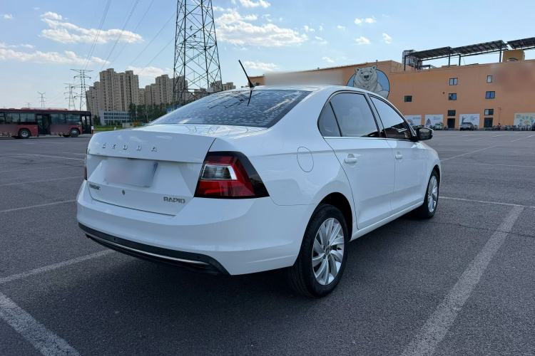 Used Skoda Rapid 2019 1.5L Automatic Comfort Edition China VI Standard Rear Right 45 Deg