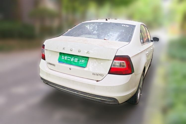 Used Skoda Rapid 2019 1.5L Automatic Comfort Edition China VI Standard Rear Right 45 Deg