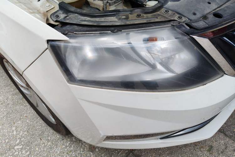 Used Skoda Rapid 2019 1.5L Automatic Comfort Edition China V Standard Right Front Headlight