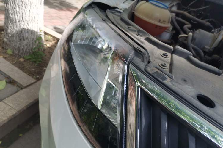Used Skoda Rapid 2019 Revised Version 1.5L Manual Standard Edition China VI Right Front Headlight