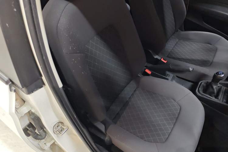 Used Skoda Rapid 2019 Revised Version 1.5L Manual Entry-Level Edition China VI Right Front Seat