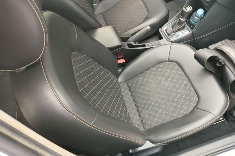 Used Skoda Rapid 2019 1.5L Automatic Comfort Edition China V Standard Right Front Seat