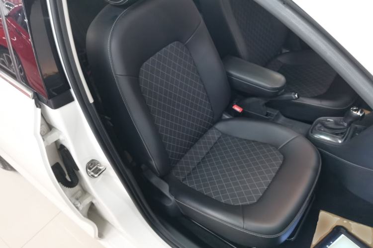 Used Skoda Rapid 2019 1.5L Automatic Comfort Edition China V Standard Right Front Seat