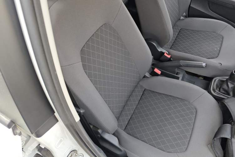 Used Skoda Rapid 2019 Revised Version 1.5L Manual Entry-Level Edition China VI Right Front Seat