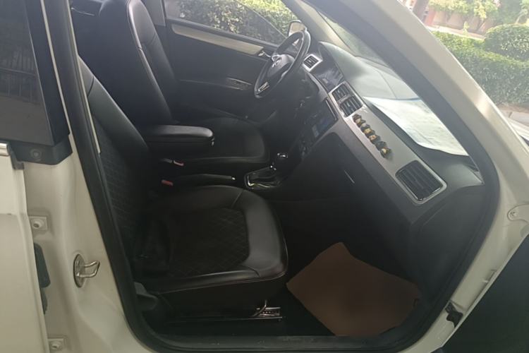 Used Skoda Rapid 2019 1.5L Automatic Comfort Edition China VI Standard Right Front Seat