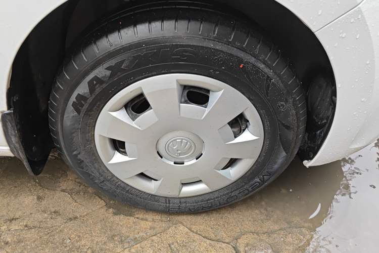 Used Skoda Rapid 2019 1.5L Manual Standard Edition Right Front Wheel Hub
