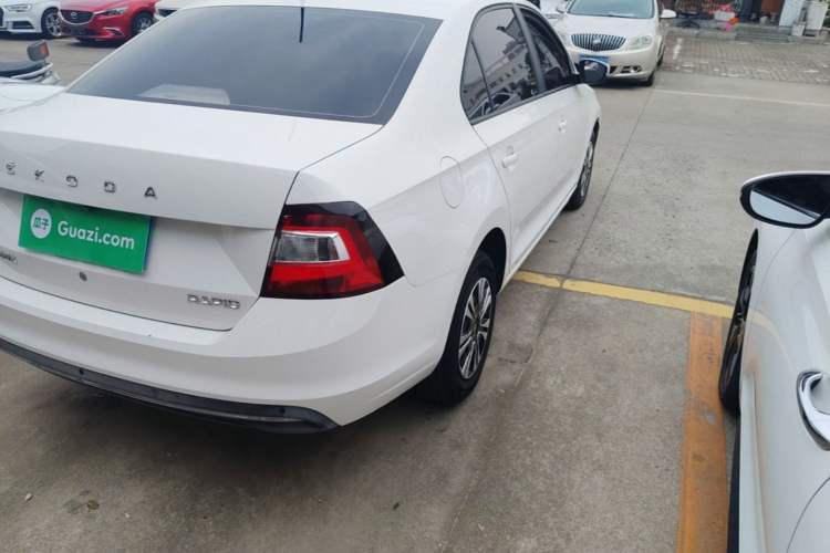 Used Skoda Rapid 2019 1.5L Automatic Standard Edition Right Rear Taillight