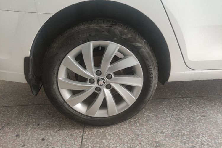 Used Skoda Rapid 2019 1.5L Manual Comfort Edition China V Standard Right Rear Wheel Hub
