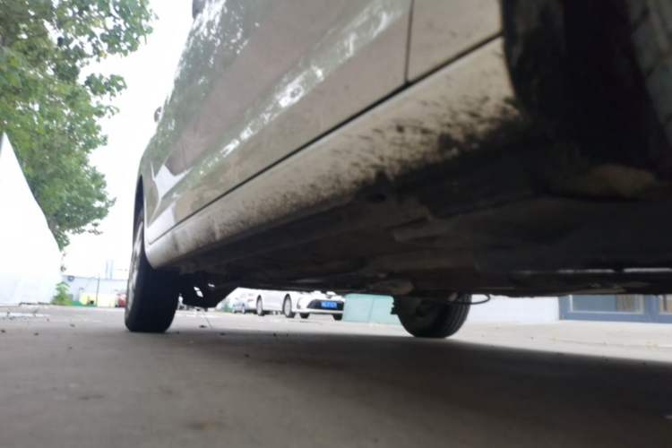 Used Skoda Rapid 2019 1.5L Manual Standard Edition Right Side Sill