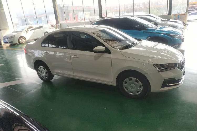 Used Skoda Rapid 2019 Revised Version 1.5L Manual Standard Edition China VI Right Side