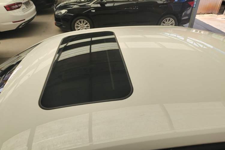 Used Skoda Rapid 2019 1.5L Automatic Comfort Edition China V Standard Roof