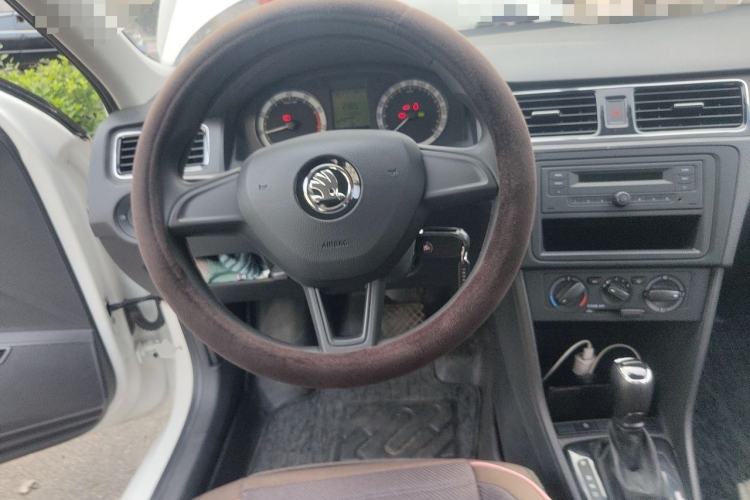 Used Skoda Rapid 2019 1.5L Automatic Standard Edition Steering Wheel