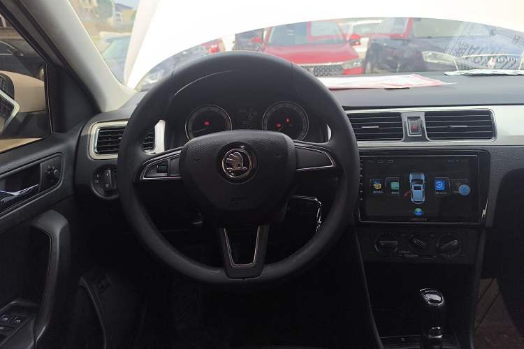 Used Skoda Rapid 2019 1.5L Automatic Comfort Edition China V Standard Steering Wheel