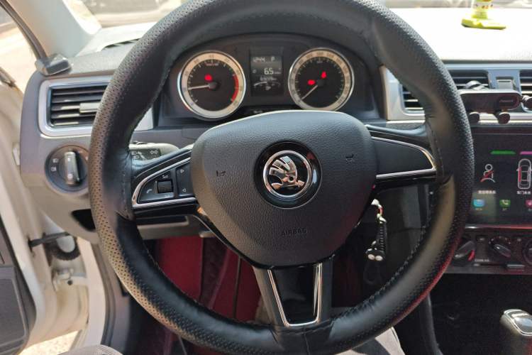 Used Skoda Rapid 2019 1.5L Automatic Comfort Edition China V Standard Steering Wheel