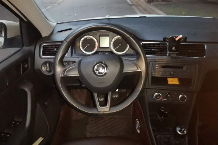 Used Skoda Rapid 2019 Revised Version 1.5L Manual Standard Edition China VI Steering Wheel