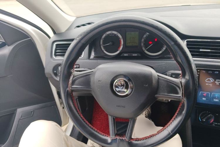 Used Skoda Rapid 2019 1.5L Automatic Standard Edition Steering Wheel