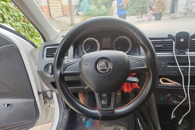 Used Skoda Rapid 2019 Revised Version 1.5L Manual Standard Edition China VI Steering Wheel