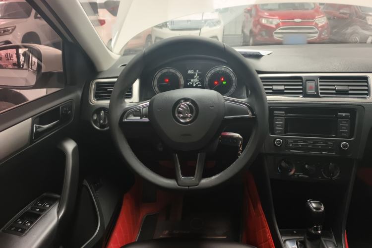 Used Skoda Rapid 2019 1.5L Automatic Comfort Edition China VI Standard Steering Wheel