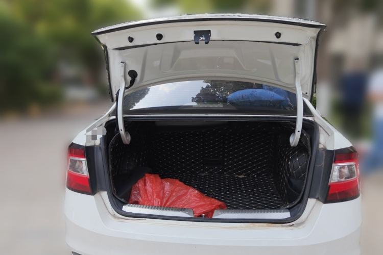 Used Skoda Rapid 2019 1.5L Automatic Comfort Edition China V Standard Trunk