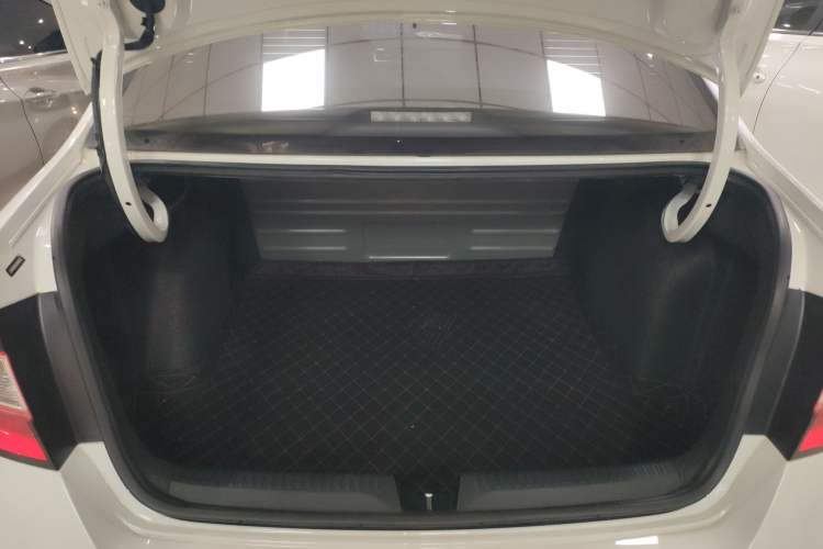 Used Skoda Rapid 2019 1.5L Automatic Standard Edition Trunk