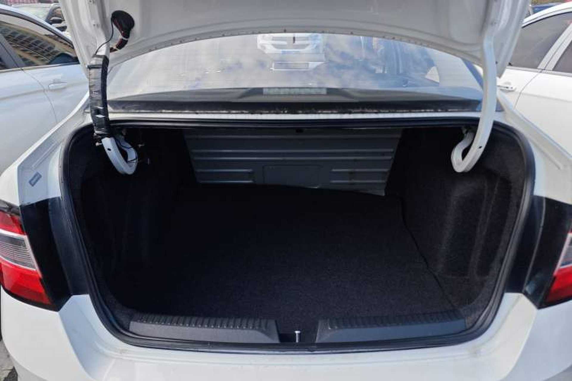 Used Skoda Rapid 2019 1.5L Manual Comfort Edition China VI Standard Trunk