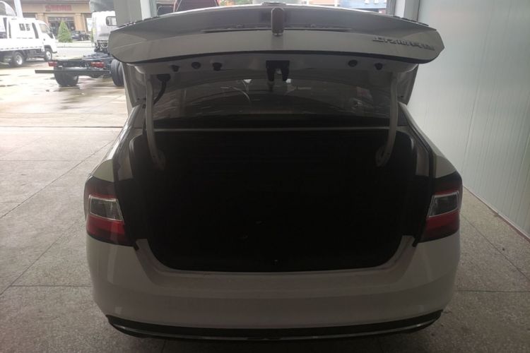 Used Skoda Rapid 2019 1.5L Manual Comfort Edition China V Standard Trunk