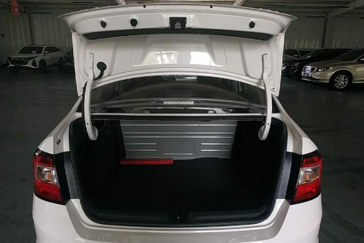 Used Skoda Rapid 2019 Revised Version 1.5L Automatic Standard Edition China VI Trunk