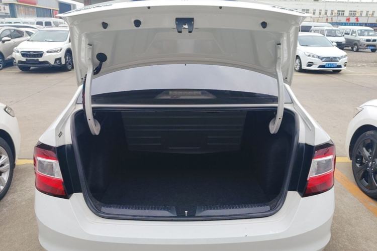 Used Skoda Rapid 2019 1.5L Automatic Standard Edition Trunk