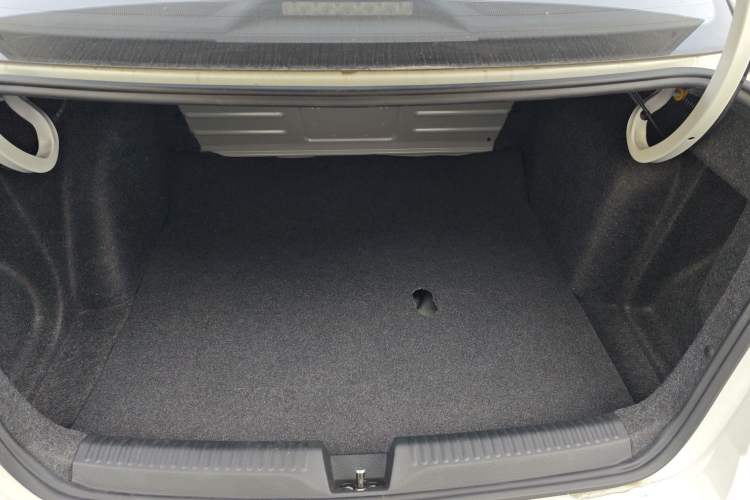 Used Skoda Rapid 2019 Revised Version 1.5L Manual Entry-Level Edition China VI Trunk