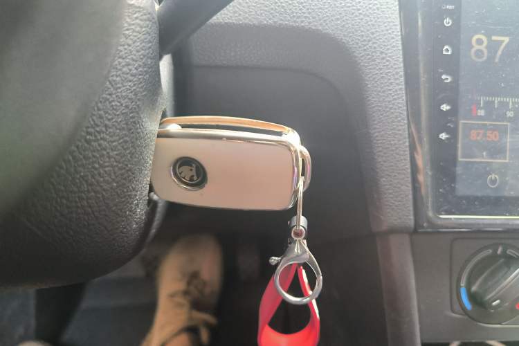 Used Skoda Rapid 2019 1.5L Automatic Standard Edition Vehicle Key