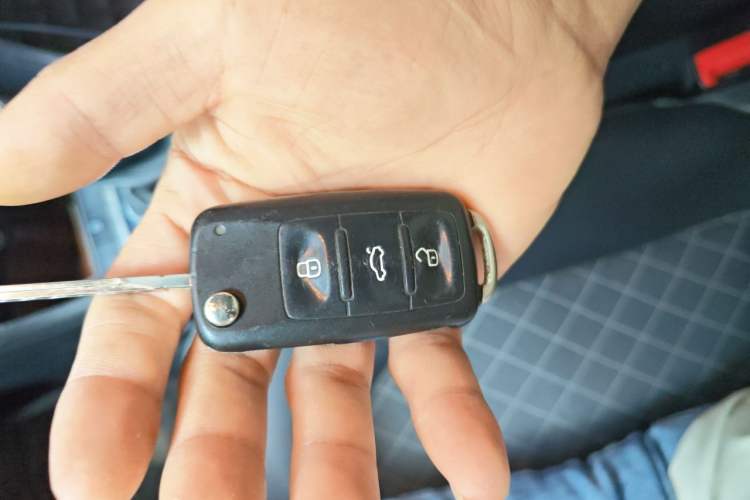 Used Skoda Rapid 2019 1.5L Automatic Comfort Edition China VI Standard Vehicle Key
