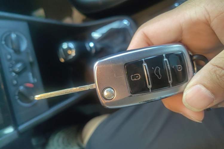 Used Skoda Rapid 2019 1.5L Automatic Comfort Edition China VI Standard Vehicle Key