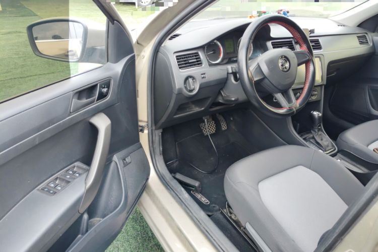 Used Skoda Rapid 2019 1.5L Automatic Standard Edition Driver Seat