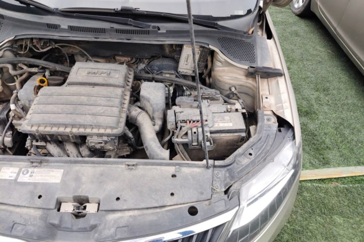 Used Skoda Rapid 2019 1.5L Automatic Standard Edition Engine Bay Left