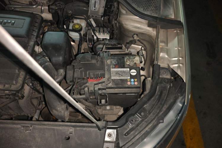 Used Skoda Rapid 2019 1.5L Automatic Standard Edition Engine Bay Left