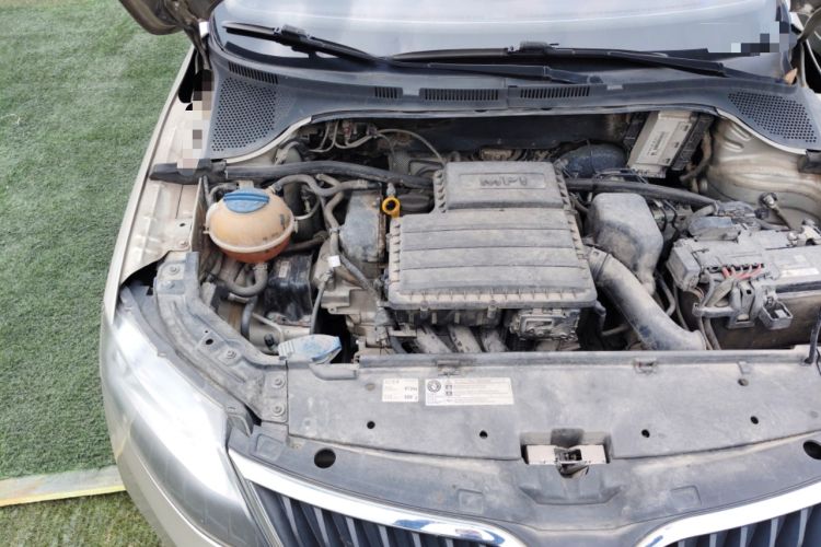 Used Skoda Rapid 2019 1.5L Automatic Standard Edition Engine Bay Right