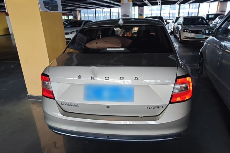 Used Skoda Rapid 2019 1.5L Automatic Comfort Edition China VI Standard Exterior 4