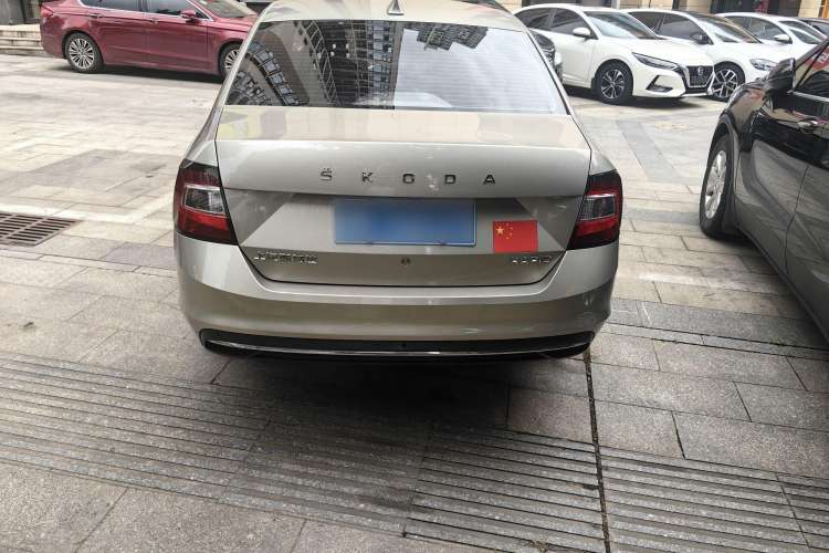 Used Skoda Rapid 2019 1.5L Automatic Standard Edition Exterior 4