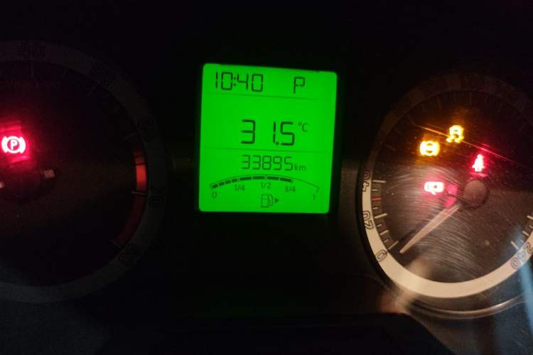 Used Skoda Rapid 2019 1.5L Automatic Standard Edition Odometer Close Up