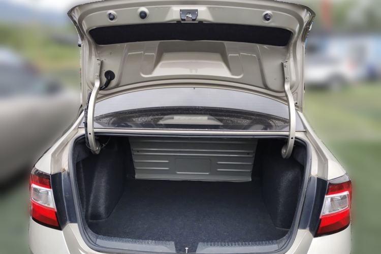 Used Skoda Rapid 2019 1.5L Automatic Standard Edition Trunk
