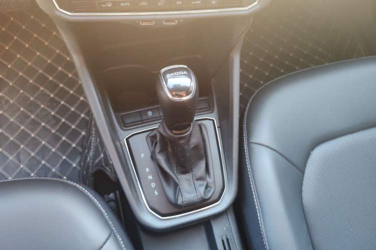Used Skoda Rapid 2020 1.5L Automatic Comfort Edition Interior 5