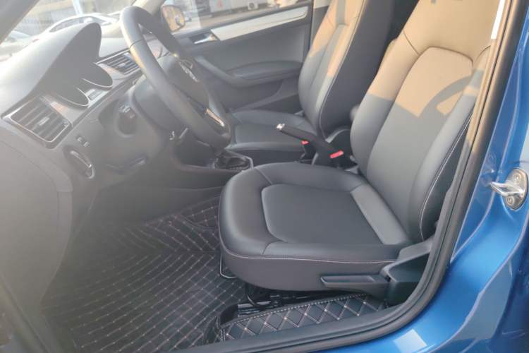 Used Skoda Rapid 2020 1.5L Automatic Comfort Edition Interior 6