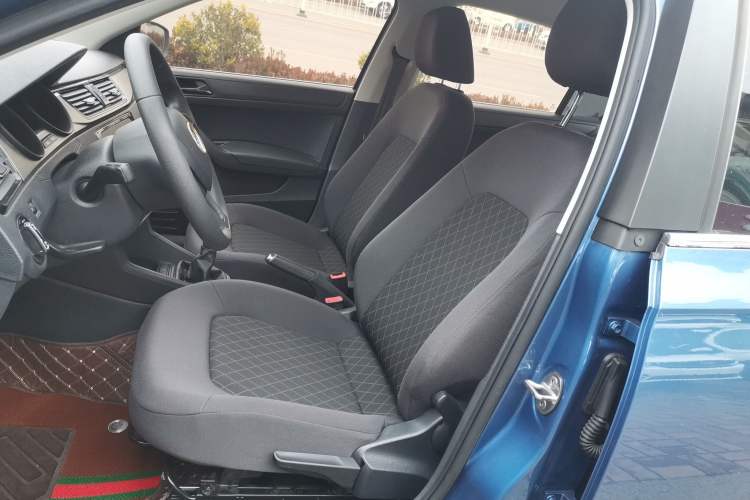 Used Skoda Rapid 2020 1.5L Manual Standard Edition Left Front Seat