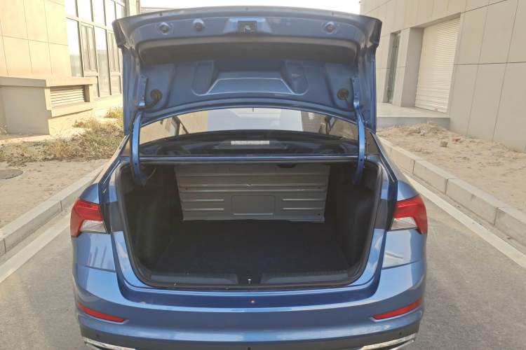 Used Skoda Rapid 2020 1.5L Automatic Comfort Edition Trunk