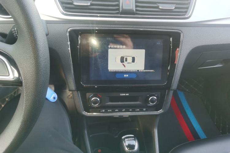 Used Skoda Rapid 2020 1.5L Automatic Comfort Edition Audio And AC Panel