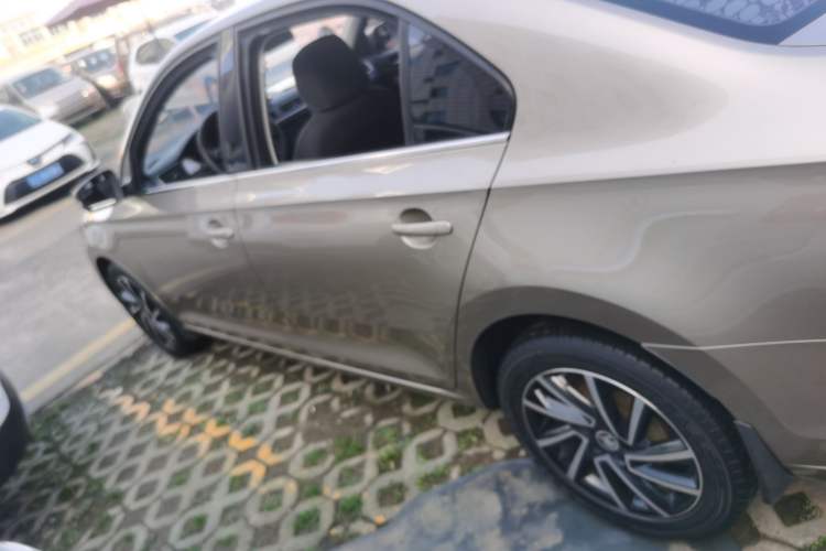 Used Skoda Rapid 2020 1.5L Automatic Comfort Edition Exterior 3