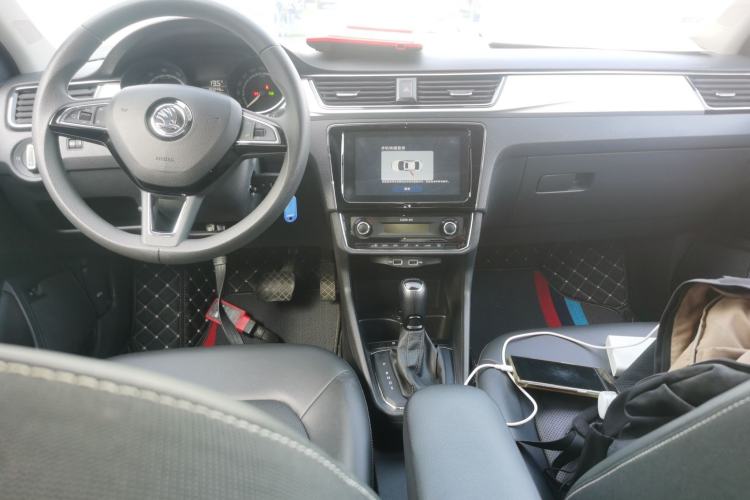 Used Skoda Rapid 2020 1.5L Automatic Comfort Edition Interior 2
