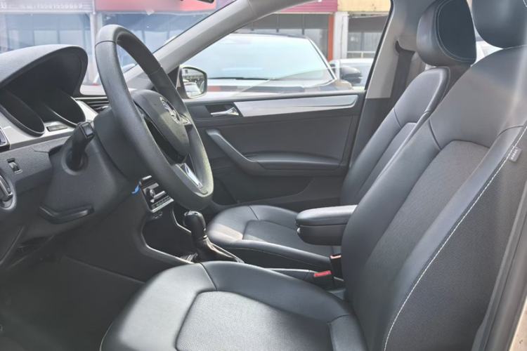 Used Skoda Rapid 2020 1.5L Automatic Comfort Edition Interior 6