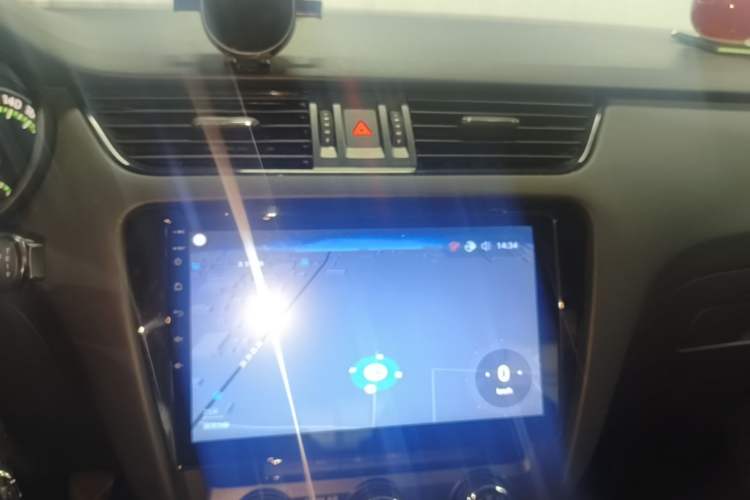 Used Skoda Rapid 2020 1.5L Manual Standard Edition Audio And AC Panel