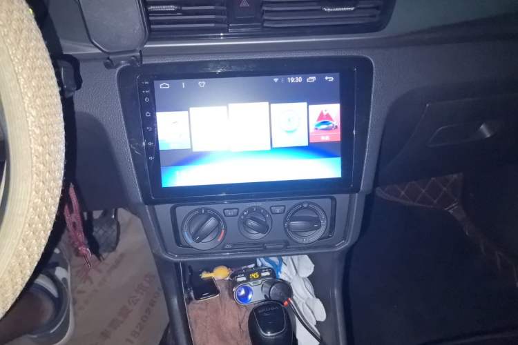 Used Skoda Rapid 2020 1.5L Automatic Standard Edition Audio And AC Panel